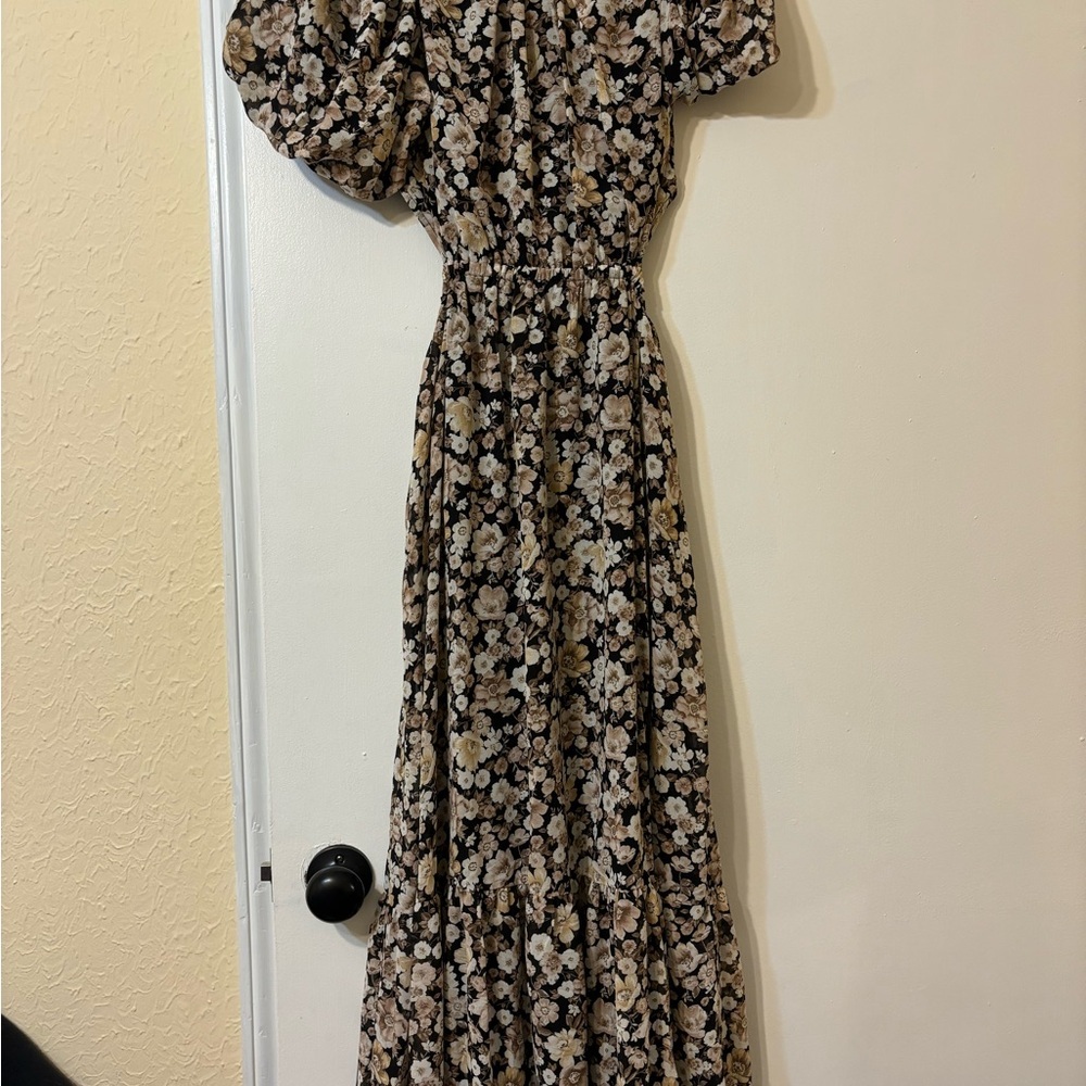 Blu Pepper long Floral dress Open Back